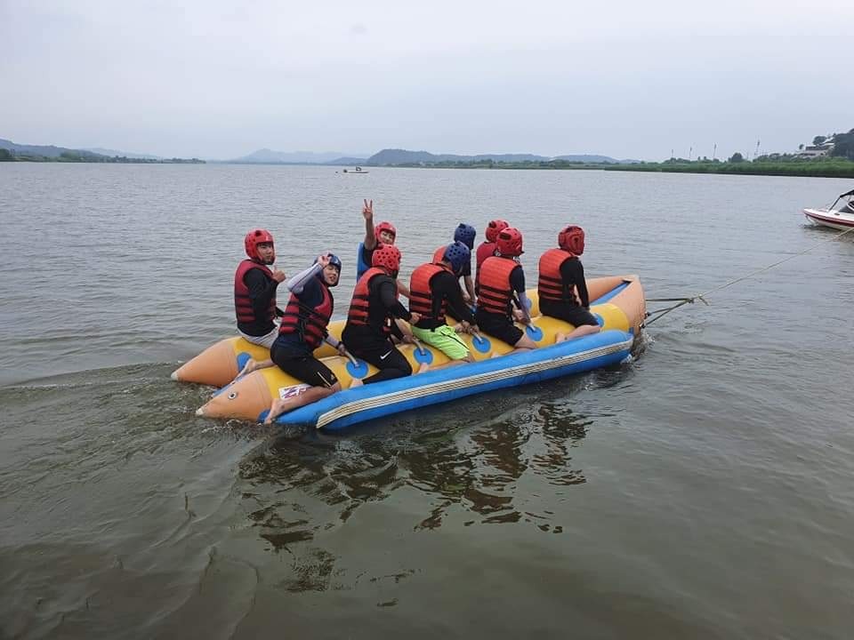 바나나보트 출발